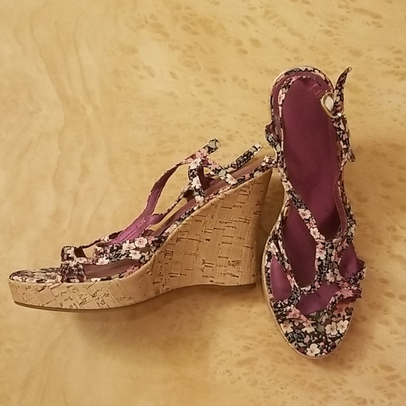 Women wedge sandals purple size 7 - Picture 2 of 4